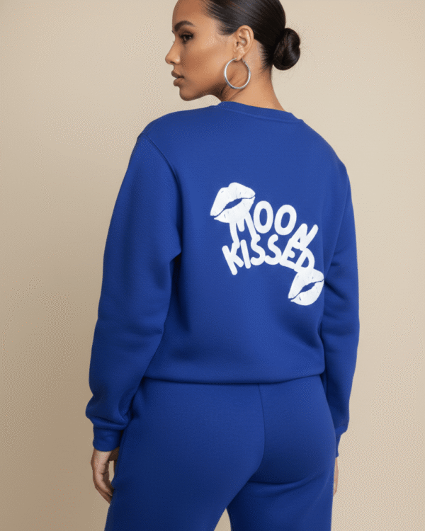 THE SOFT MOON PULLOVER